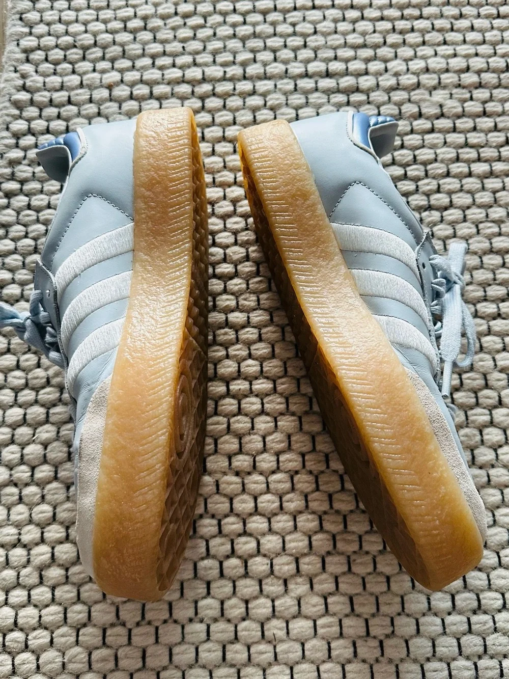Adidas Sambae Halo Blue/off white/ blue sparkle in size 8 - Picture 3 of 7
